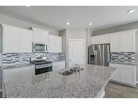 4542 Bishopsgate Dr, Windsor, CO 80550 photo 6