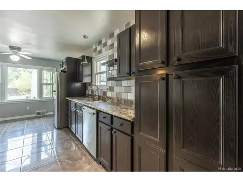 1345 Laredo St, Aurora, CO 80011 photo 12