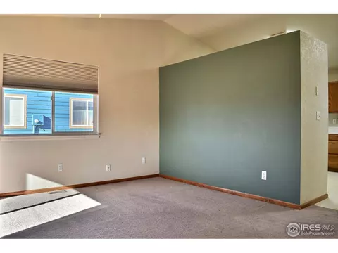 321 E Mountain Ash St, Milliken, CO 80543 photo 6