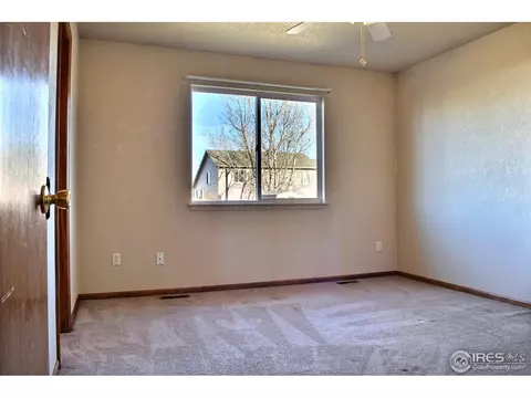 321 E Mountain Ash St, Milliken, CO 80543 photo 14