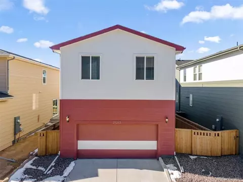 Exterior - 21293 E 63rd Dr, Aurora, CO 80019 photo 2 of 3