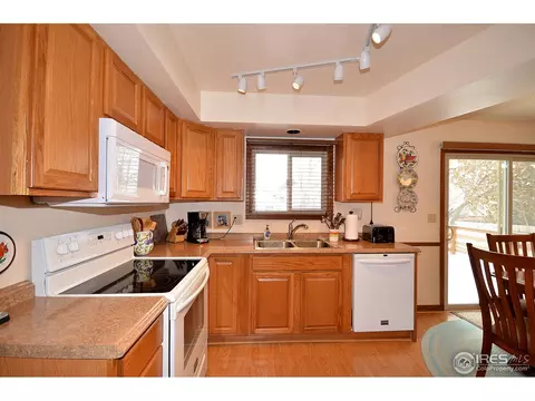 4833 W 8th St, Greeley, CO 80634 photo 5