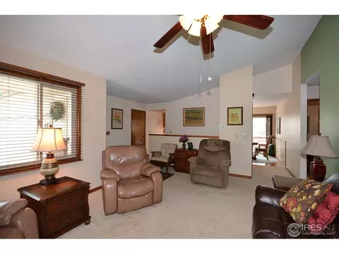 4833 W 8th St, Greeley, CO 80634 photo 3