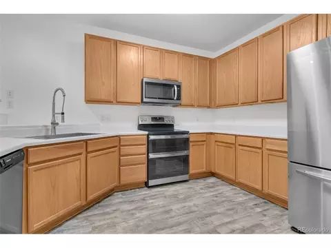 Kitchen - 3262 E 103rd Dr #18-1810, Denver, CO 80229 photo 4 of 6