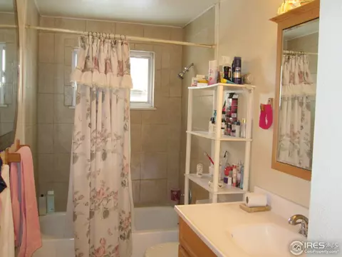 840 E 4th Ave, Longmont, CO 80504 photo 3