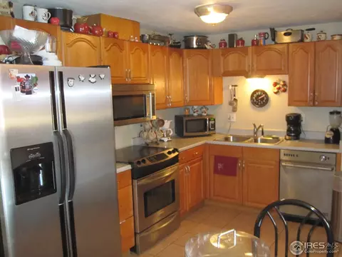 840 E 4th Ave, Longmont, CO 80504 photo 2