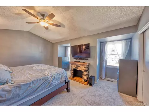 19460 E Kenyon Pl, Aurora, CO 80013 photo 12