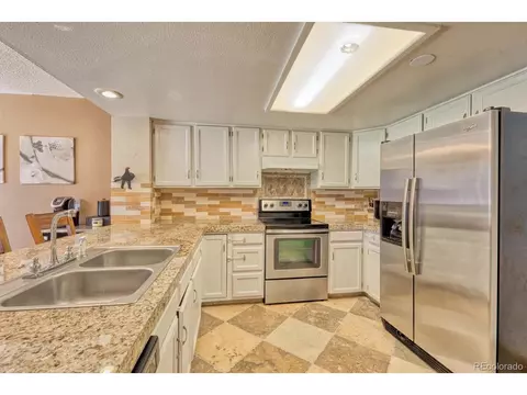 19460 E Kenyon Pl, Aurora, CO 80013 photo 6