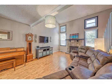 19460 E Kenyon Pl, Aurora, CO 80013 photo 3