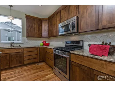 10172 Devonshire St, Longmont, CO 80504 photo 6