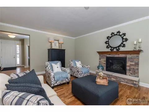 10172 Devonshire St, Longmont, CO 80504 photo 2