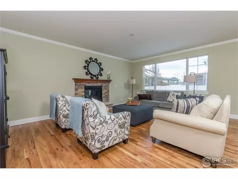 10172 Devonshire St, Longmont, CO 80504 photo 3
