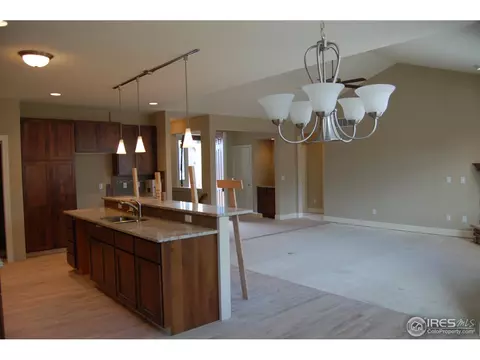 10212 Devonshire St, Longmont, CO 80504 photo 4