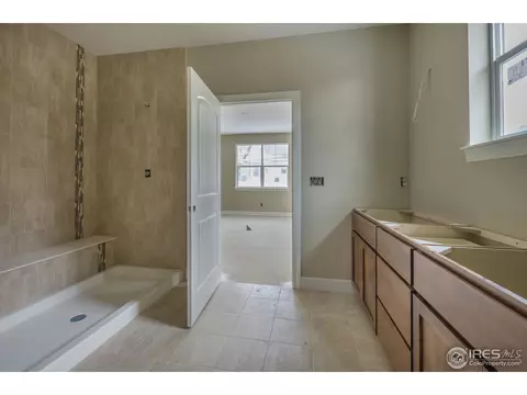 10212 Devonshire St, Longmont, CO 80504 photo 6