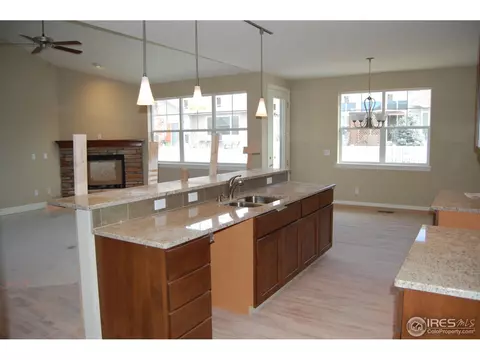 10212 Devonshire St, Longmont, CO 80504 photo 3
