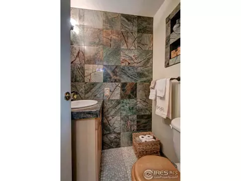 8950 W 49th Pl, Arvada, CO 80002 photo 14