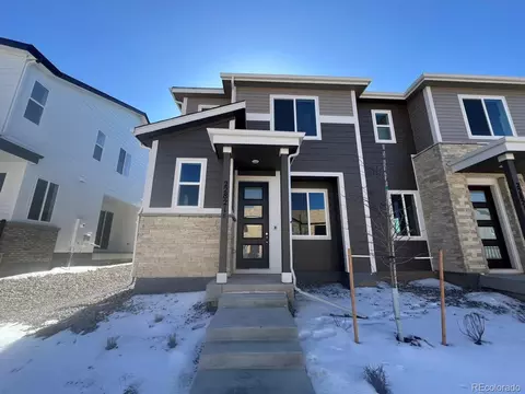 22821 E Stanford Ln #B, Aurora, CO 80015