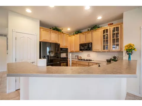 23902 E 2nd Dr, Aurora, CO 80018 photo 15