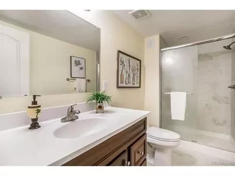 23902 E 2nd Dr, Aurora, CO 80018 photo 10