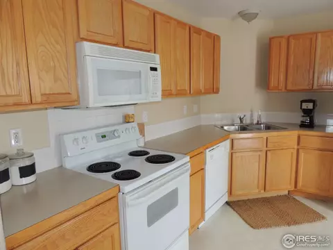 323 Brophy Ct, Frederick, CO 80530 photo 4