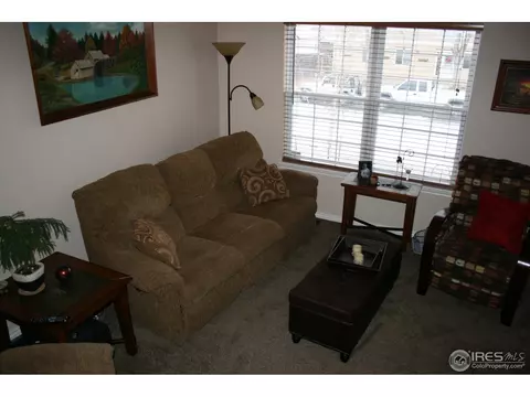 150 7th St, Frederick, CO 80530 photo 2