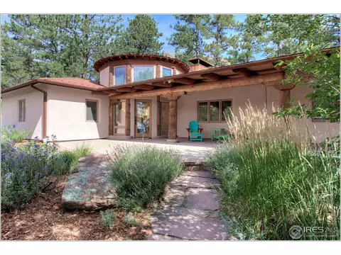 1723 Colard Ln, Lyons, CO 80540 photo 3