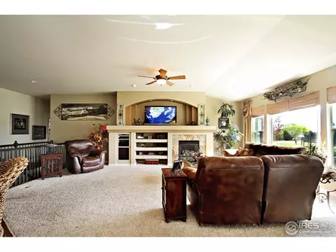 4662 Meadowlark Dr, Windsor, CO 80550 photo 6