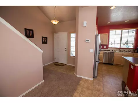 426 E 29th St, Greeley, CO 80631 photo 2