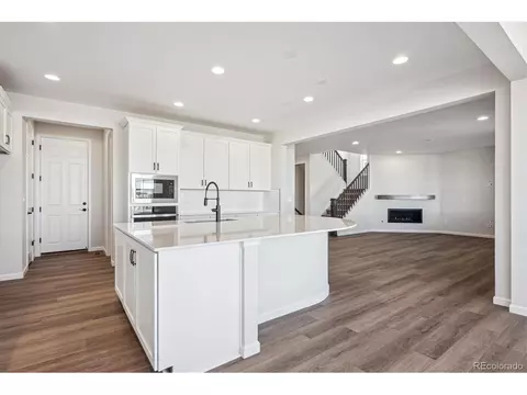 7375 S Waterloo Way, Aurora, CO 80016 photo 10
