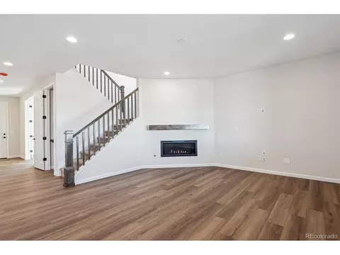 7375 S Waterloo Way, Aurora, CO 80016 photo 6