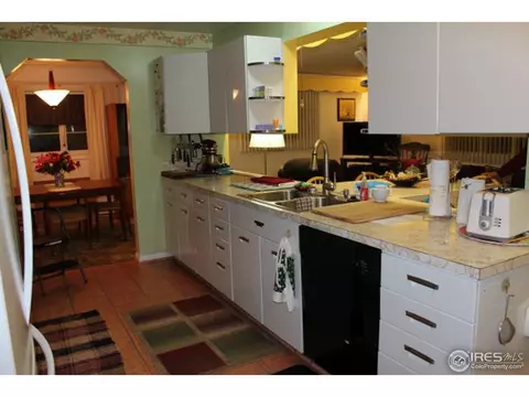 325 E Bignel St, Holyoke, CO 80734 photo 3