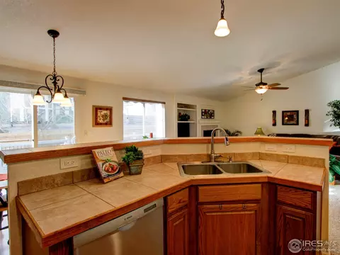 13887 Eudora St, Thornton, CO 80602 photo 11