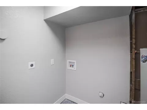 441 Elbert Way, Denver, CO 80221 photo 22
