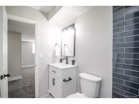 441 Elbert Way, Denver, CO 80221 photo 28