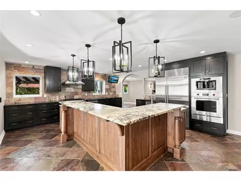 Kitchen - 525 S Downing St, Denver, CO 80209 photo 2 of 4