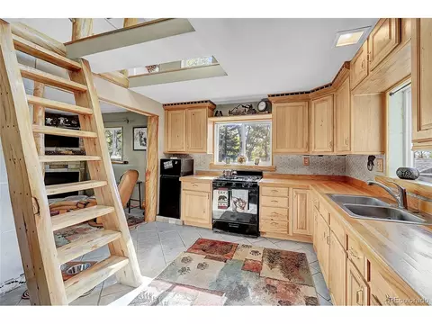 205 Ohler Ct, Jefferson, CO 80456