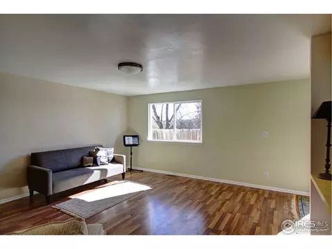 313 E 4th Ave, Longmont, CO 80504 photo 3