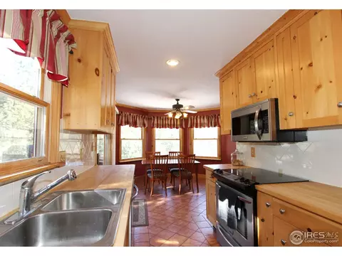 104 Sioux Rd, Lyons, CO 80540 photo 9