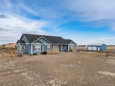 253 E 8th Ave, Byers, CO 80103