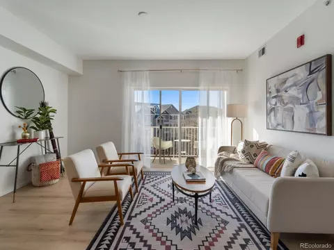 15700 E Jamison Dr #1-305, Englewood, CO 80112