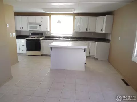 830 Main Ave, Akron, CO 80720 photo 4