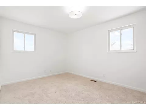 13085 E 55th Ave, Denver, CO 80239 photo 16