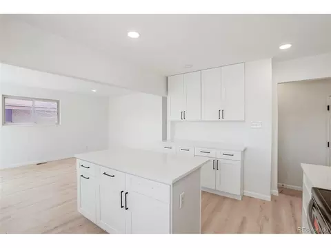 13085 E 55th Ave, Denver, CO 80239 photo 11