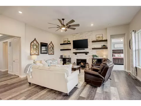 23049 E Narrowleaf Dr, Aurora, CO 80016 photo 11