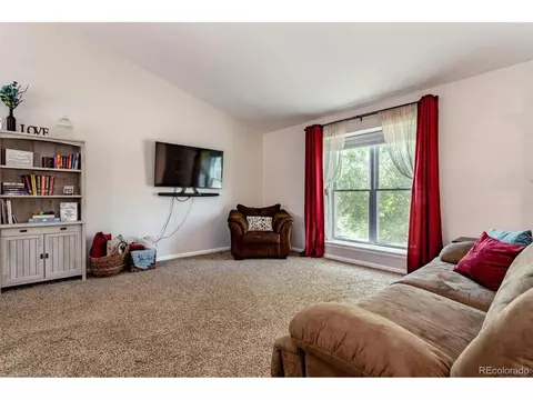 19929 E Brown Pl, Aurora, CO 80013 photo 3