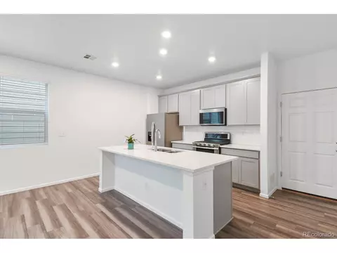 21533 E 59th Pl, Aurora, CO 80019 photo 4