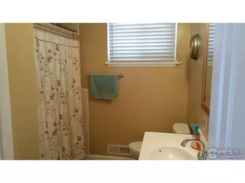 2002 50th Ave, Greeley, CO 80634 photo 4