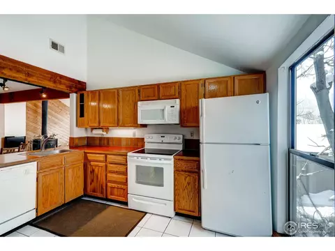 3184 Redstone Rd #13, Boulder, CO 80305 photo 9