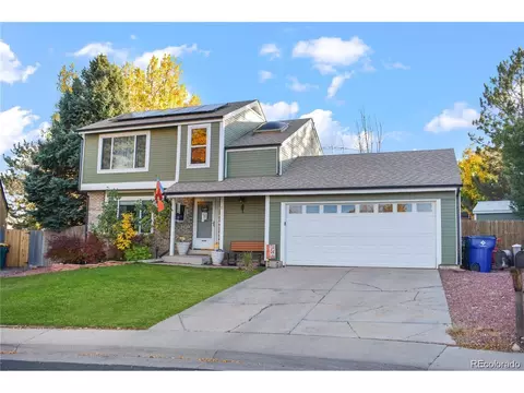 711 S Granby Cir, Aurora, CO 80012