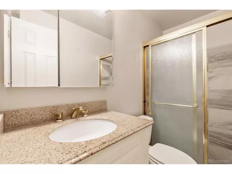 12271 E Stoll Pl, Denver, CO 80239 photo 13